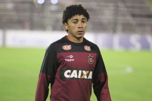 Misael já está à disposição do técnico Clemer. Foto: Jonathan Silva