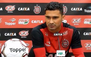 Itaqui falou sobre a semana de treinos do Brasil. Foto: Captura/TV Xavante